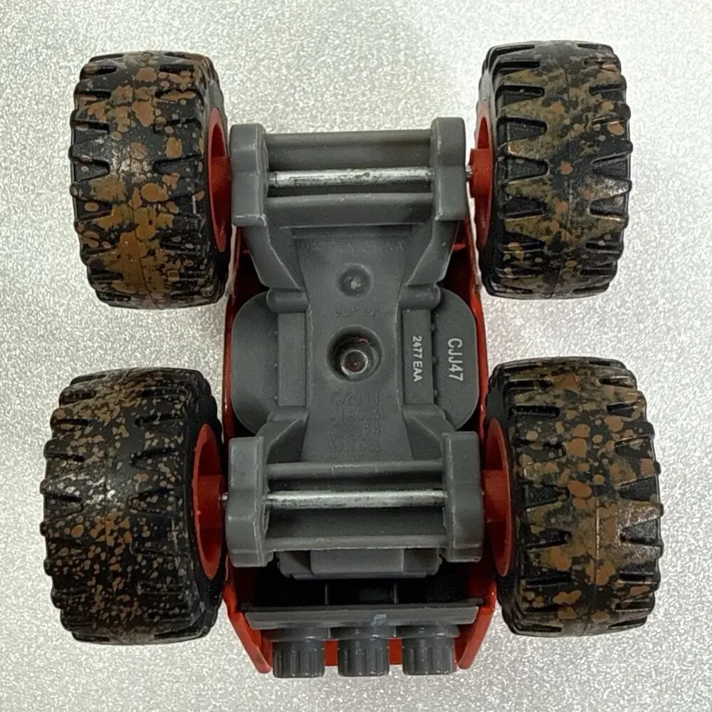 Blaze & The Monster Machines Mud Racin' Blaze Muddy Tires Die Cast Truck Red